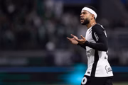 Depay é camisa 10 do Corinthians.