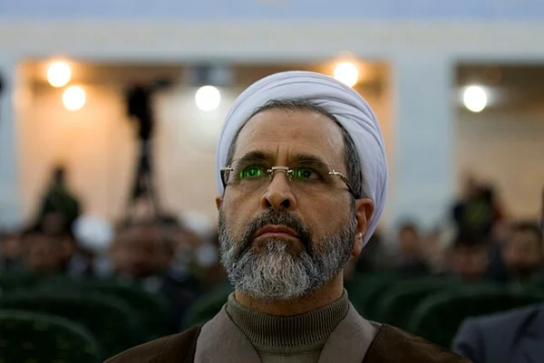 Imagem colorida de Alireza Arafi. Metrópoles