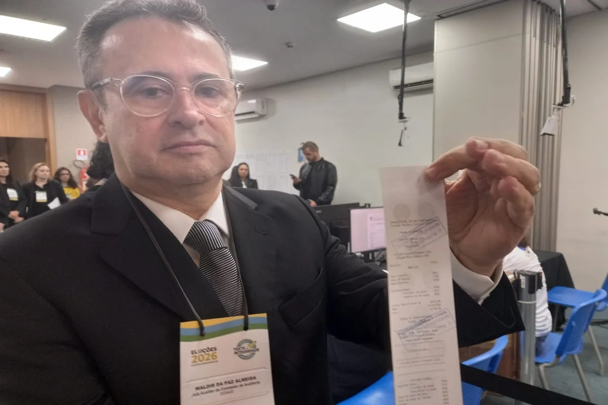 A zerésima comprova que não há votos registrados antes das 8h A zerésima comprova que não há votos registrados antes das 8h