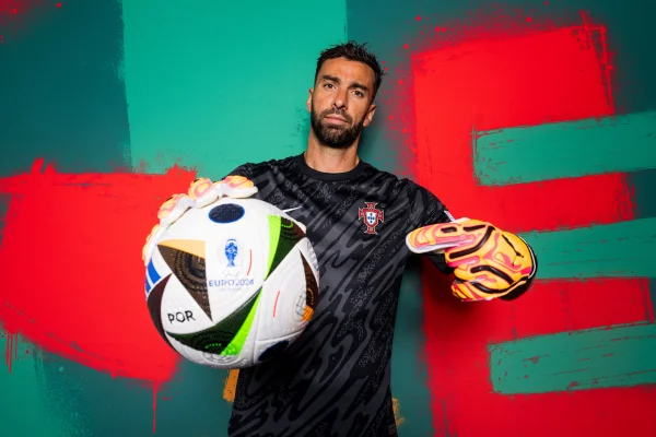 Foto colorida de goleiro Rui Patrício - Metrópoles