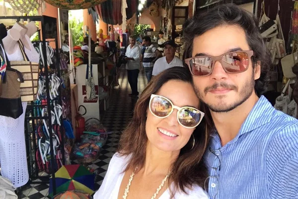 Fátima Bernardes e Túlio Gadêlha trocam juras de amor no Instagram