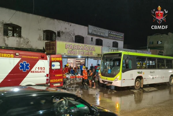 Criança de 10 anos fica ferida após ser atropelada por ônibus no DF