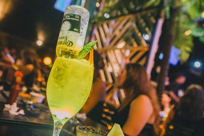 Reinauguração Bar Versão Brasileira Reinauguração Bar Versão Brasileira
