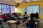 Sala de aula de escola municipal