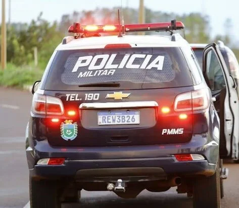 Imagem colorida de viatura da Polícia Militar - Metrópoles