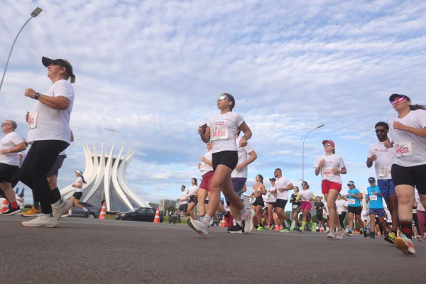Palco do Metrópoles Endurance – Corrida, Eixão é referência no esporte no DF