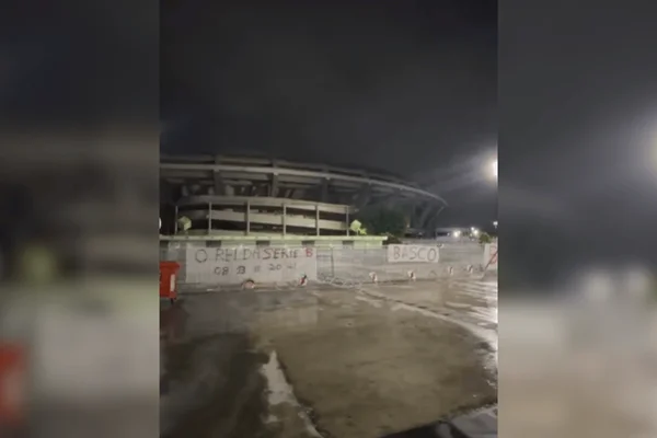 Provocação ao Vasco feita pela torcida do Fluminense
