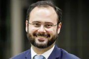 Ministro afirmou que proposta prevê parcelamento de dívida MEI em até 12 anos