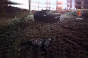 Carro saiu da pista com a colisão Carro saiu da pista com a colisão