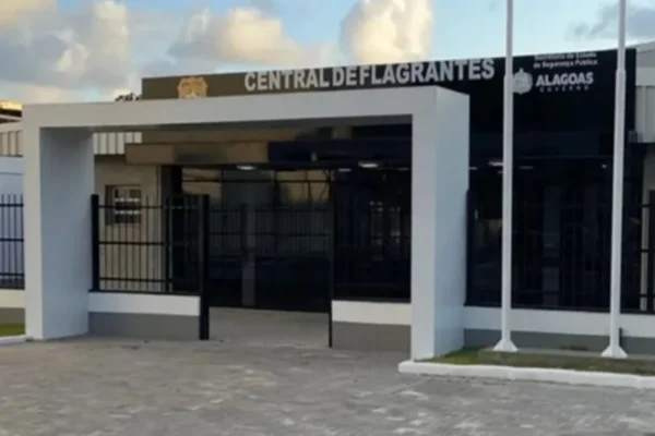 Imagem colorida de Central de Flagrantes
