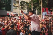 Guilherme Bpulos (Psol) se licenciou da Sercretatia Geral da Presidência para focar na campanha do presidente Lula antes do 1º turno das eleições no próximo domingo. Guilherme Bpulos (Psol) se licenciou da Sercretatia Geral da Presidência para focar na campanha do presidente Lula antes do 1º turno das eleições no próximo domingo.