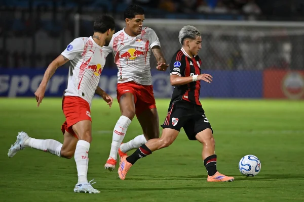 O Red Bull Bragantino recebeu o River Plate pela Copa Sul-Americana