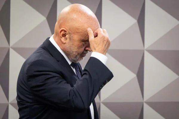 CPMI do INSS: parlamentares ignoram apelo e chamam lobista de “Careca”