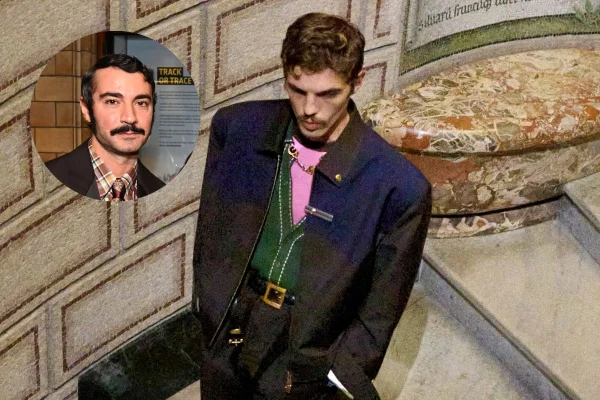 foto com cor. dario vitale deixa versace - metrópoles