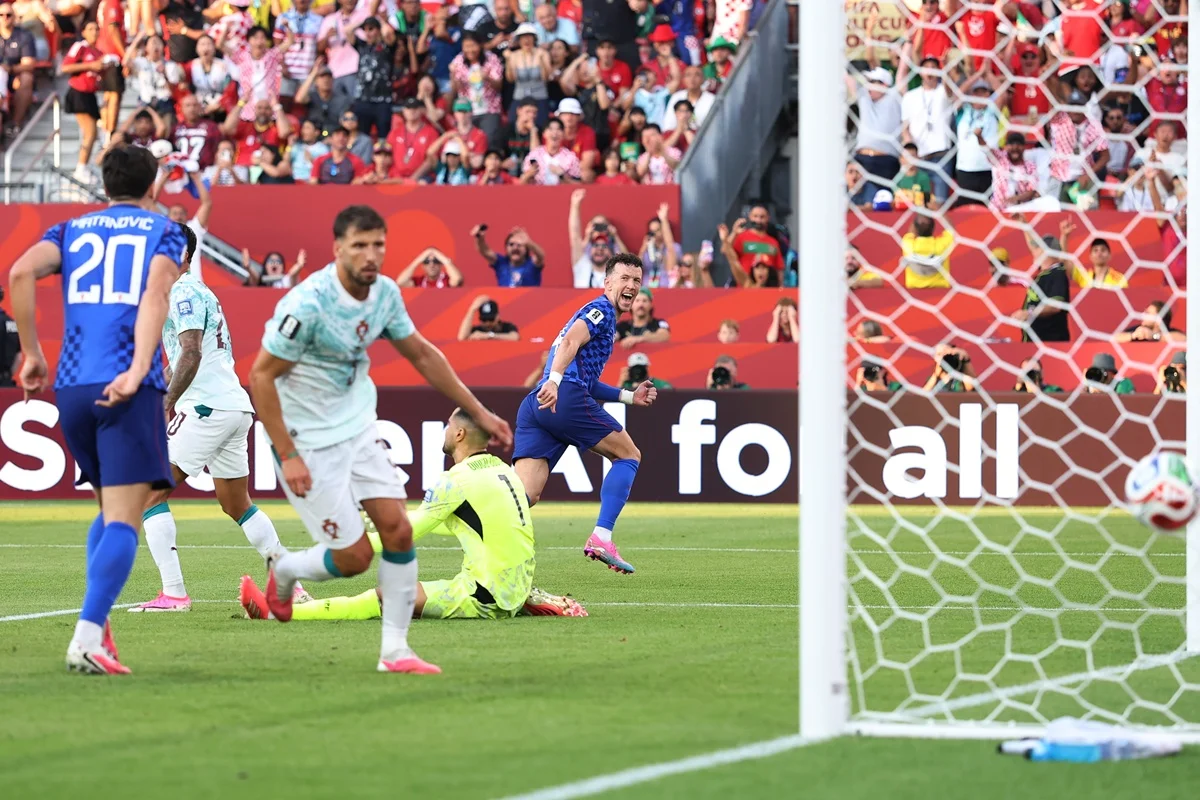 Após eliminação, Modric segue sem vencer Cristiano Ronaldo na carreira - imagem 5 Após eliminação, Modric segue sem vencer Cristiano Ronaldo na carreira - imagem 5