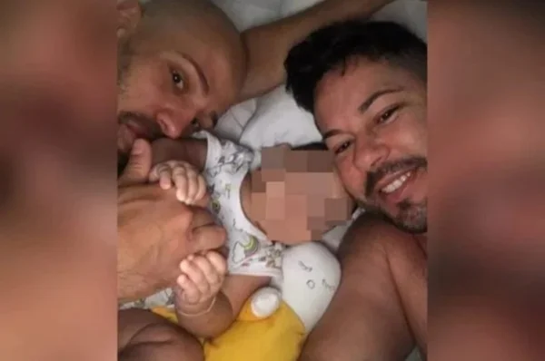 Casal gay perde de vez guarda provisória de bebê em Goiás