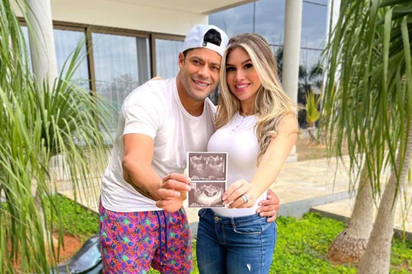 Hulk e Camila Ângelo