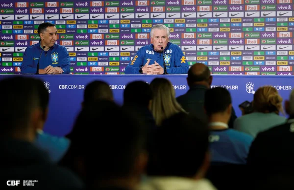 Ancelotti confirma time com quatro atacantes para duelo contra o Chile