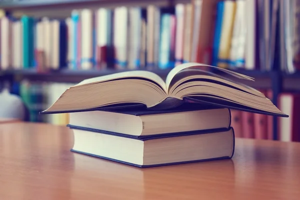 Escritores aderem cada vez mais à autopublicação de livros