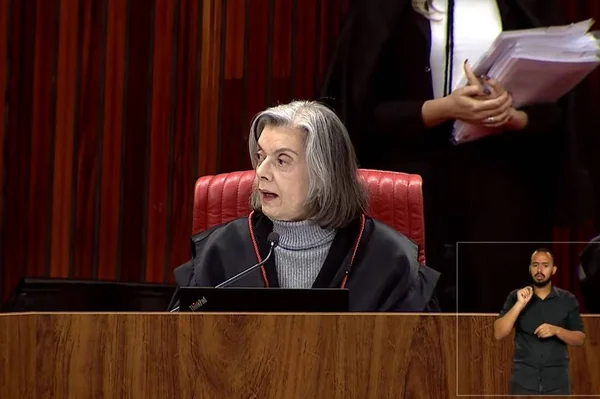 TSE suspende sessão sobre vídeo bolsonarista que liga Lula ao demônio