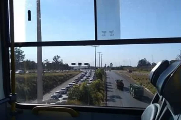 Acidente próximo ao Balão do Torto causa congestionamento