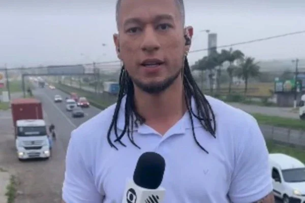 Imagem colorida, Repórter sofre acidente com cavalo em transmissão ao vivo e se fere- Metrópoles