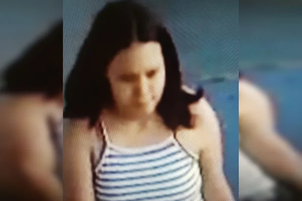 Novo vídeo mostra suspeita carregando sacola com bebê no DF