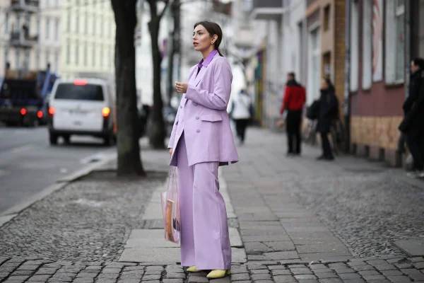 Lavanda mood: confira 10 peças para compor looks em lilás