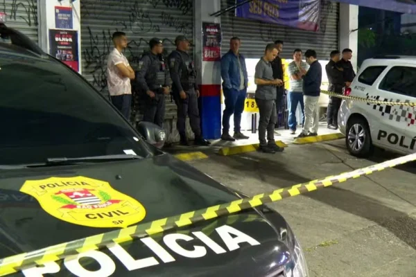 Segurança de loja é morto com tiro na cabeça e tem arma roubada em SP