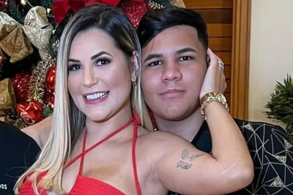 Deolane Bezerra e o filho, Kayky