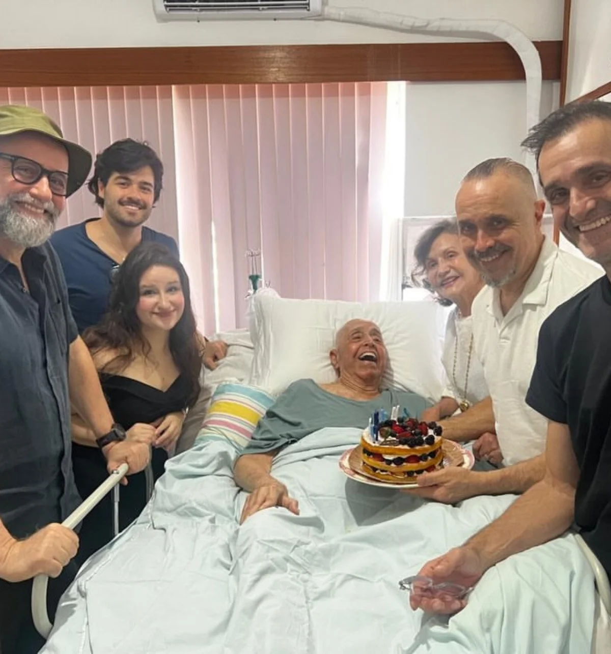 Mauro Mendonça e família. Mauro Mendonça e família.
