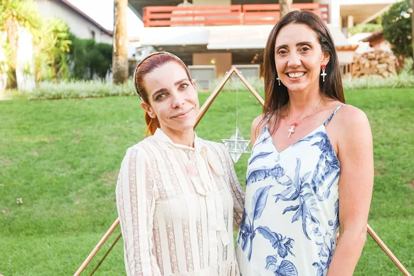 Renata Foresti reúne marcas em evento no espaço Aflorar Sagrado