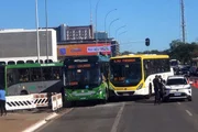 Colisão aconteceu na manhã desta terça-feira (30/6), na Esplanada