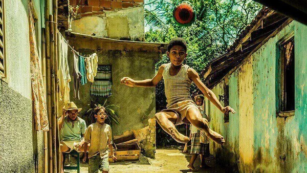 Filme sobre a vida de Pelé só estreia em maio, mas já recebe críticas