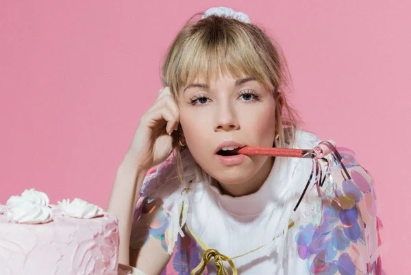 Jennette McCurdy, de iCarly, relembra abusos que sofreu da mãe