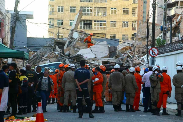 Bombeiros resgatam 9ª vítima e dão por encerrada operação no CE