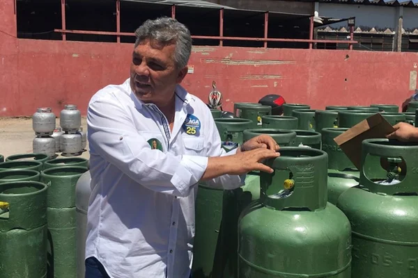 De olho no gás, Fraga quer facilitar regularização de distribuidoras