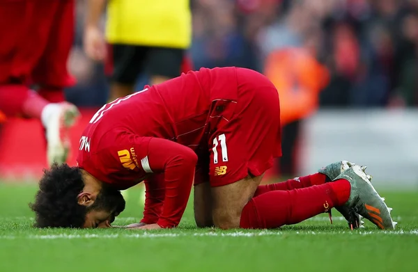 Salah faz dois gols e Liverpool vence antes do Mundial de Clubes