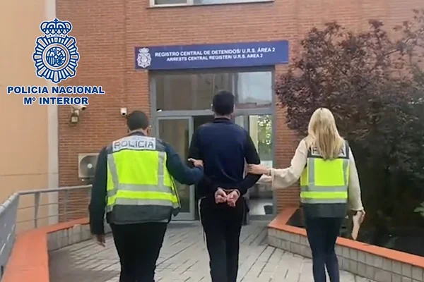 Entenda prisão de 7 envolvidos em ataques racistas contra Vini Jr.