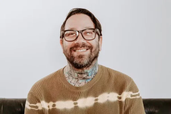Produtor musical Dave Shapiro morre em queda de avião nos EUA