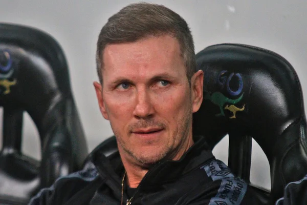 Santos anuncia Paulo Turra como novo treinador