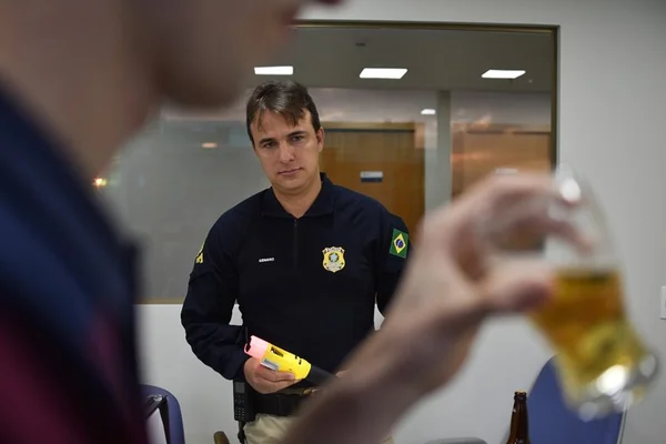 Lei Seca: chega ao DF aparelho que detecta embriaguez por sensor