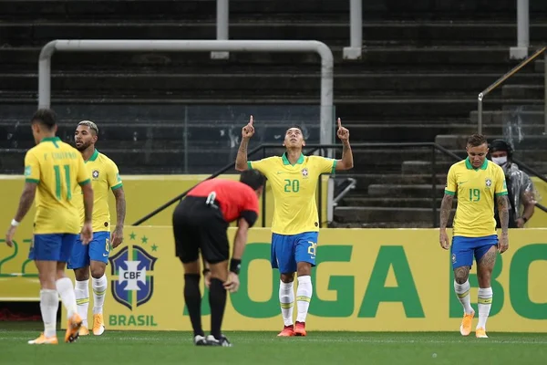 Brasil goleia a Bolívia