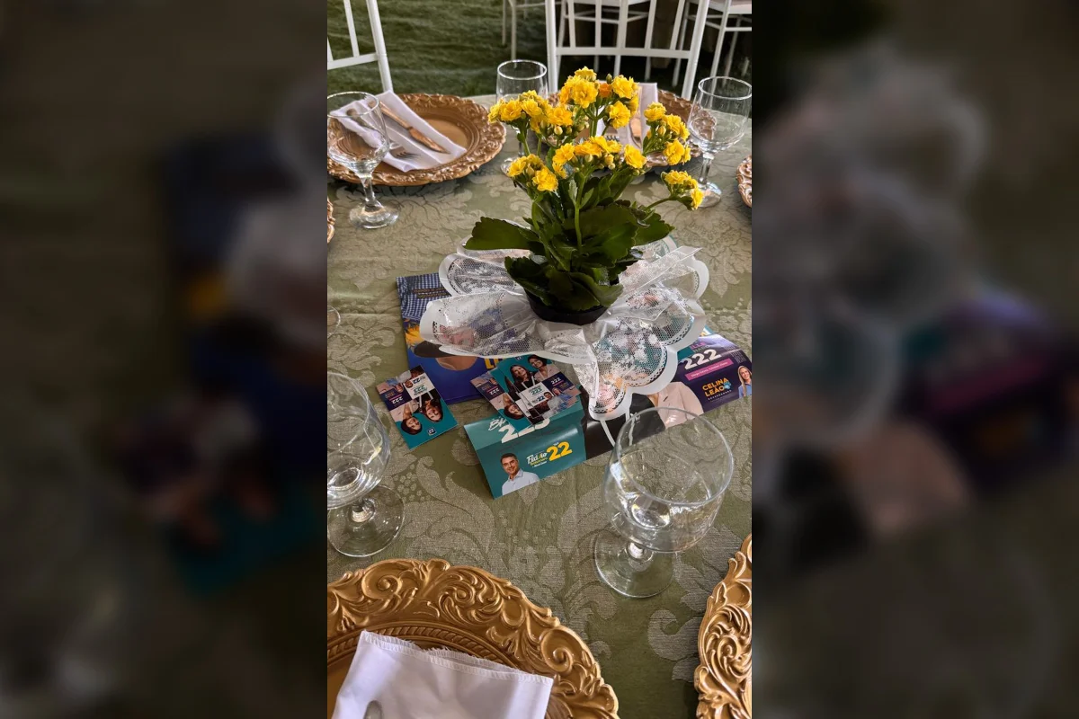 Almoço promovido pela Três Pinheiros Sementes Almoço promovido pela Três Pinheiros Sementes