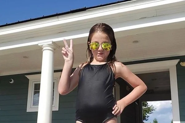 Pai e filha criam marca de beachwear