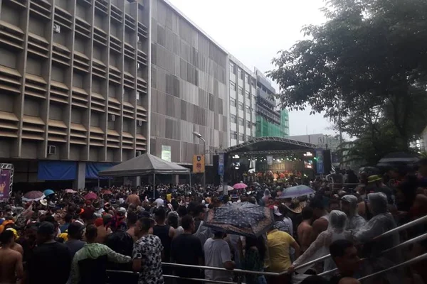 GDF quer dividir conta do Carnaval 2020 com blocos, escolas e empresas
