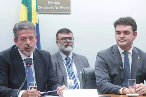 arthur lira rubens pereira jr comissão isenção IR câmara - Metrópoles