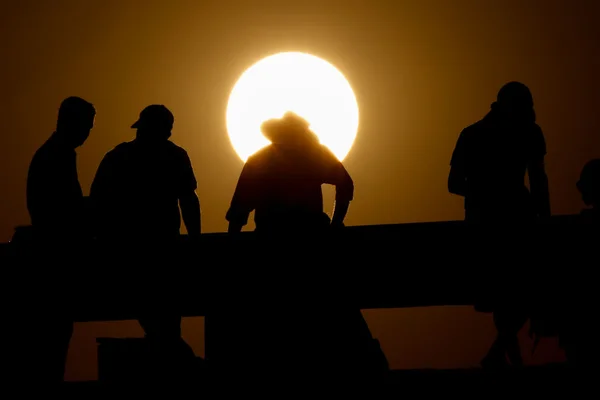 Alta temperatura não impede brasiliense de curtir a cidade. Veja fotos