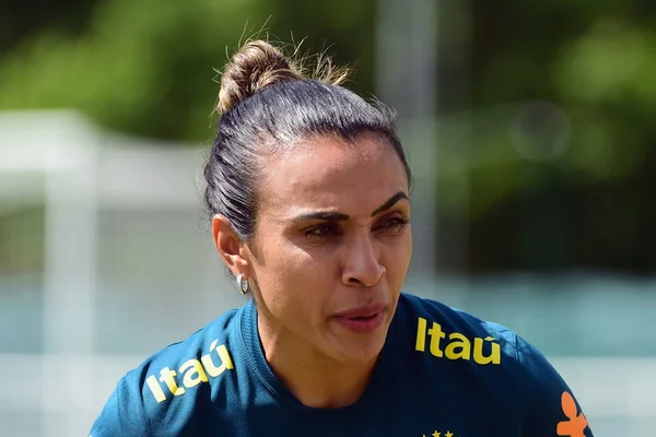 “Sempre que tem oportunidade, ela ataca”, diz Marta sobre ex-técnica