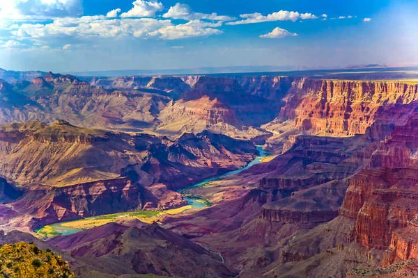 Três pessoas morrem em queda de helicóptero no Grand Canyon
